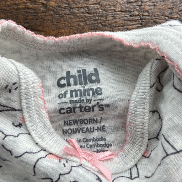 ❤️ Child of Mine by Carter’s Bundle of Newborn Onesies #145 - Picture 8 of 9